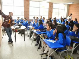 Qué servicios ofrece Aramark en el colegio