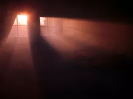 Qué hace el profesor Haze para motivar a sus estudiantes en clase