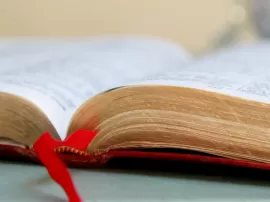 Cómo puedo guardar la palabra de la Biblia en mi corazón