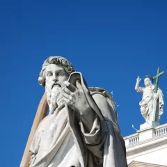 Puedes explicarme quién era San Cucufato y por qué es tan importante en esta región