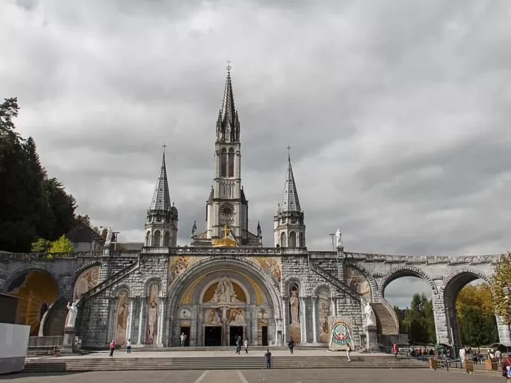 basilica de lourdes