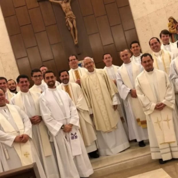 formacion de sacerdotes