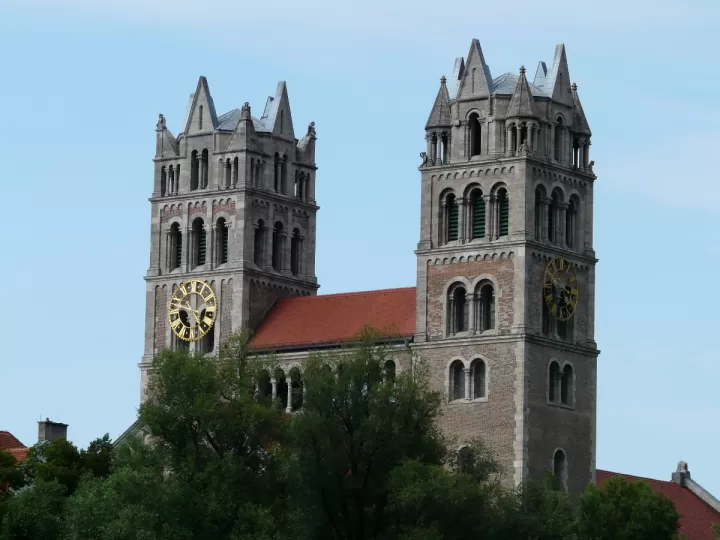 iglesia de san lesmes abad