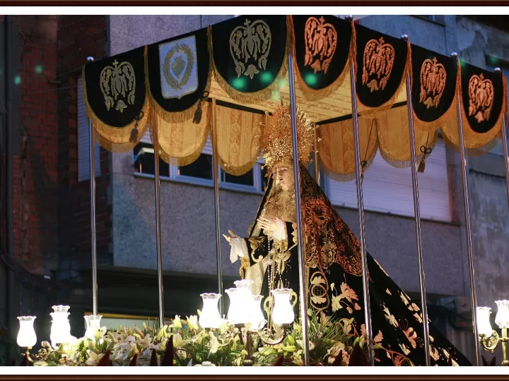 tunicas semana santa