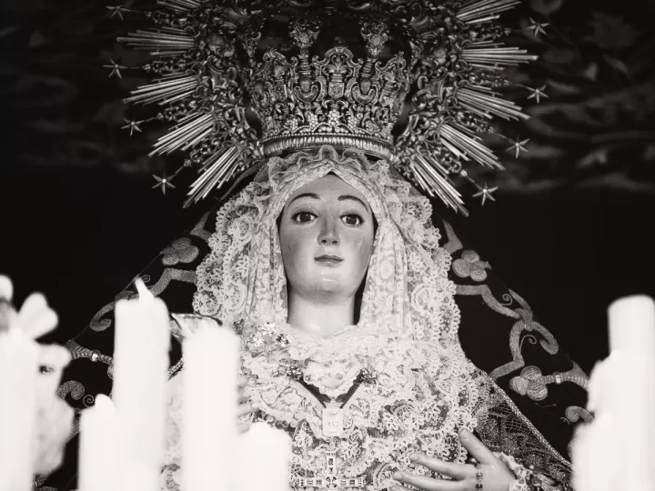 virgen de los reyes sevilla sin vestir